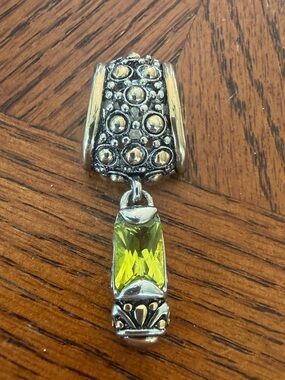 Green Stone Bali-Style Dotted Barrel Pendant